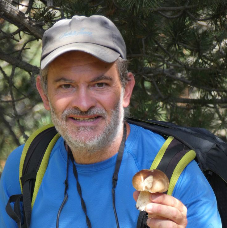 Michael Noulhianne est Accompagnateur de Randonnée en Montagne dans les Pyrénées